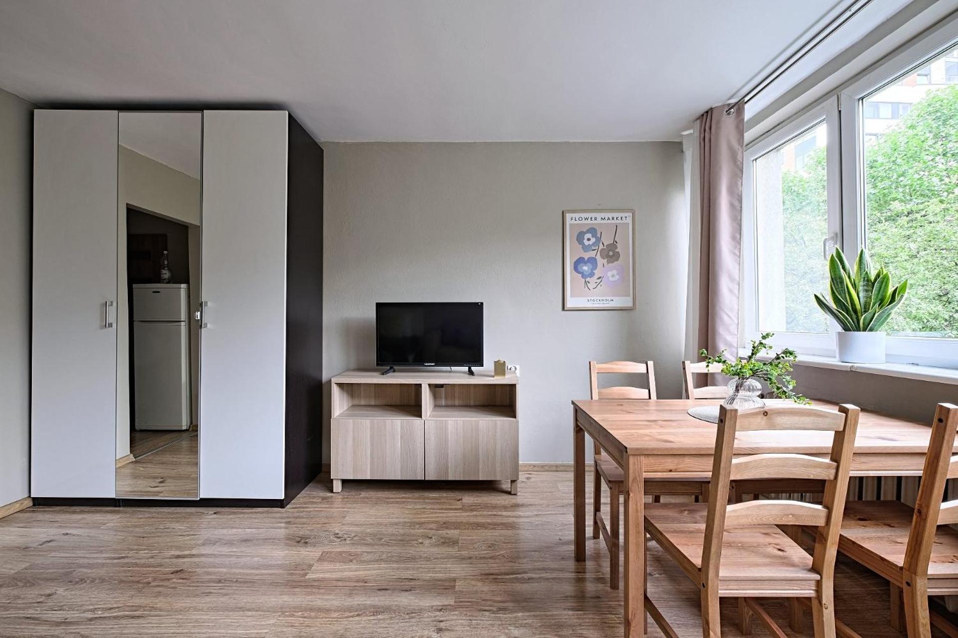 Urbannest - Cozy Studio - Bagno 7 Varsovie Extérieur photo